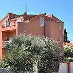 Slow Stay Split - Spacious & Peaceful Apartman