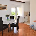 Slow Stay Split - Spacious & Peaceful *