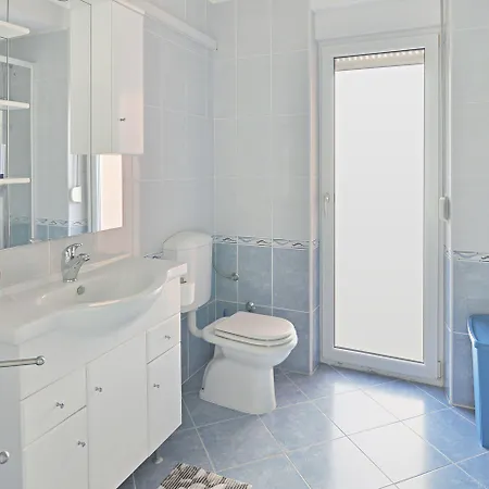 Appartement Poolside Paradise - A Hidden Gem In