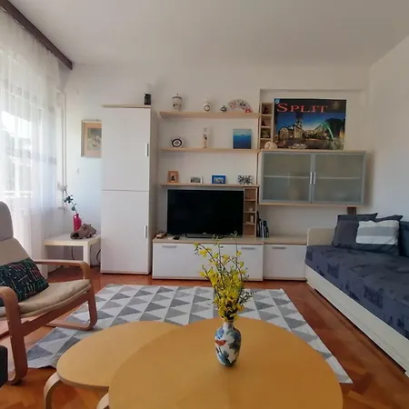 Apartman Slow Stay Split - Spacious & Peaceful Split