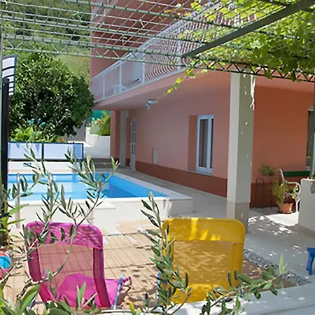 Appartement Poolside Paradise - A Hidden Gem In Split