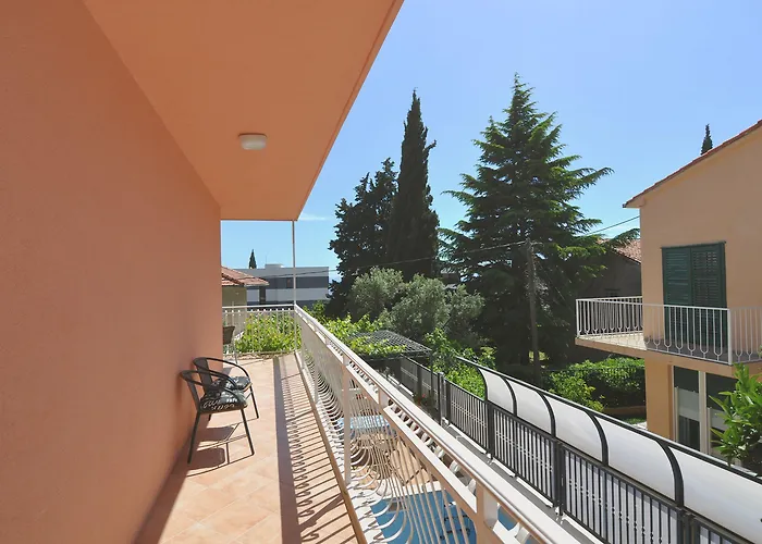 Poolside Paradise - A Hidden Gem In