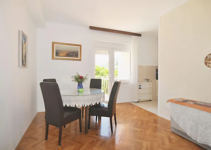 Apartamento Poolside Paradise - A Hidden Gem In