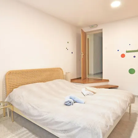 Appartement Poolside Paradise - A Hidden Gem In Split