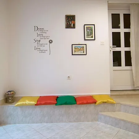 Lägenhet Poolside Paradise - A Hidden Gem In Split Split