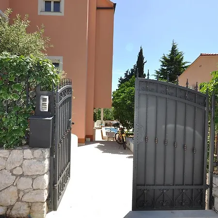 Poolside Paradise - A Hidden Gem In Split *