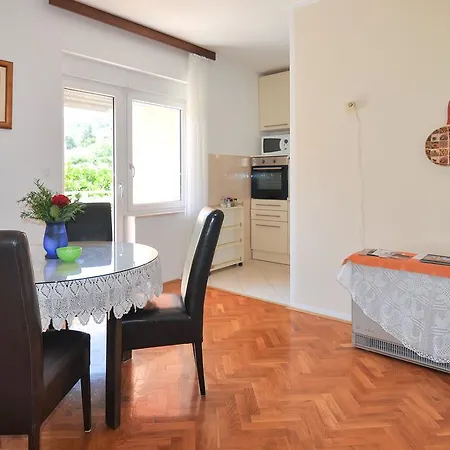 Appartement Poolside Paradise - A Hidden Gem In Split